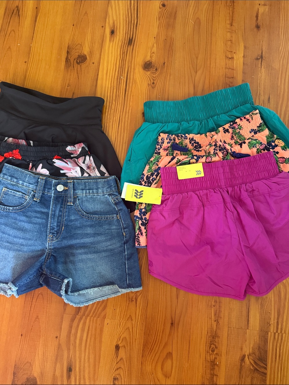 Lot of 6 girls shorts: Japna Kids, All in Motion NWT and Old Navy